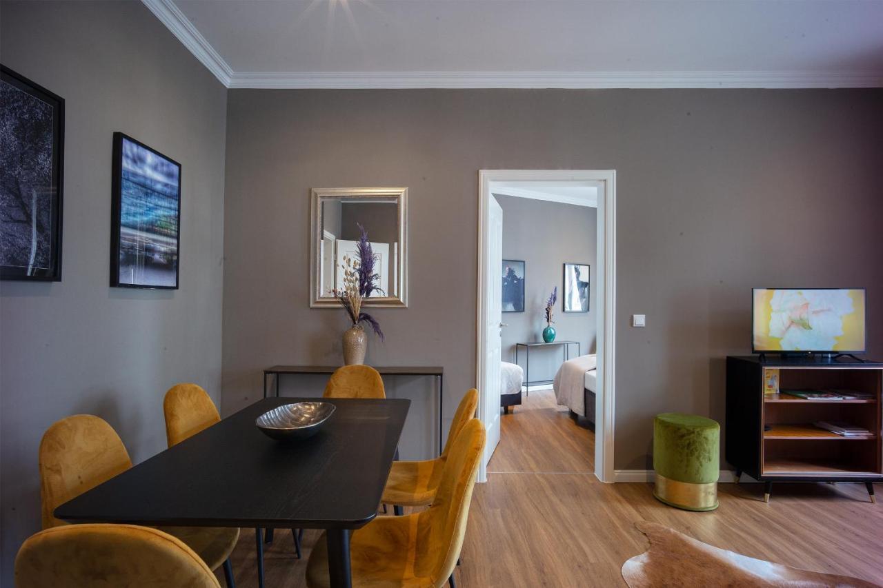 Apartment Leipzig-suites No.12 4 Und Balkon *